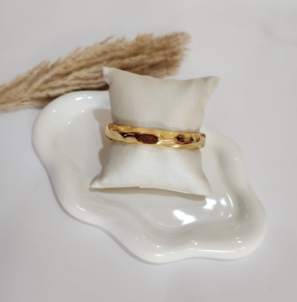 Bracelete Martelado Semijoia Ouro