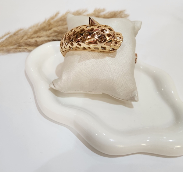 Bracelete Onça Design Vazado Semijoia Ouro