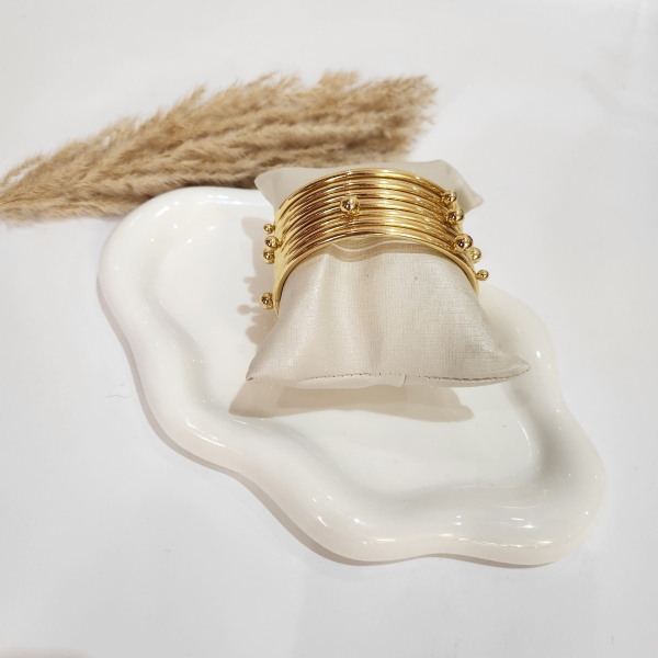 Bracelete Aberto com Bolinhas Jatiadas Semijoia Ouro