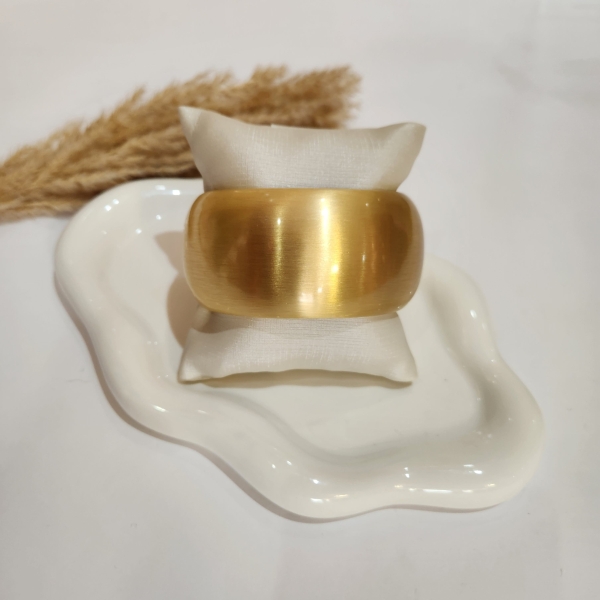 Max Bracelete Escovado Fosco Dourado