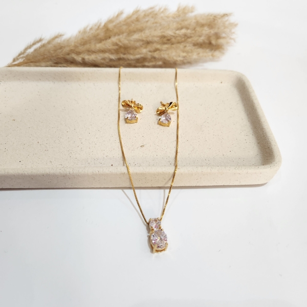 Conjunto Laço Gota