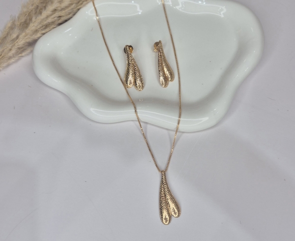 Conjunto Coração Estilizado