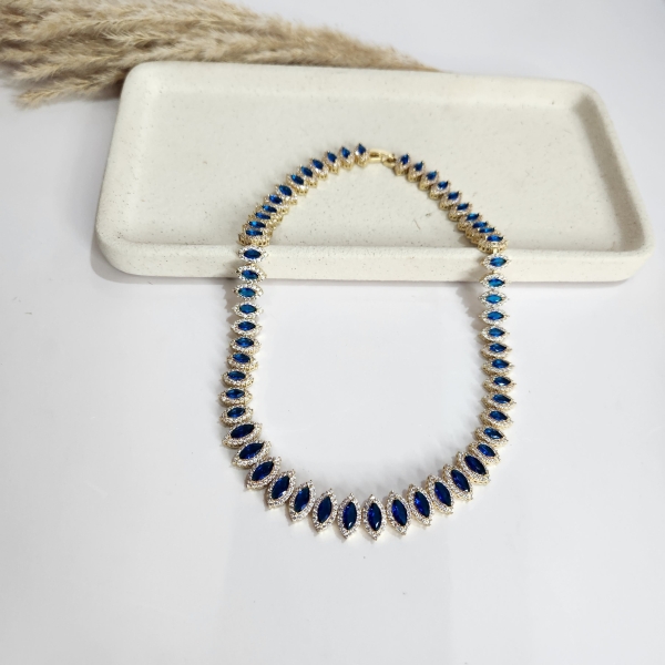 Colar inspiração swarovski pedras azuis