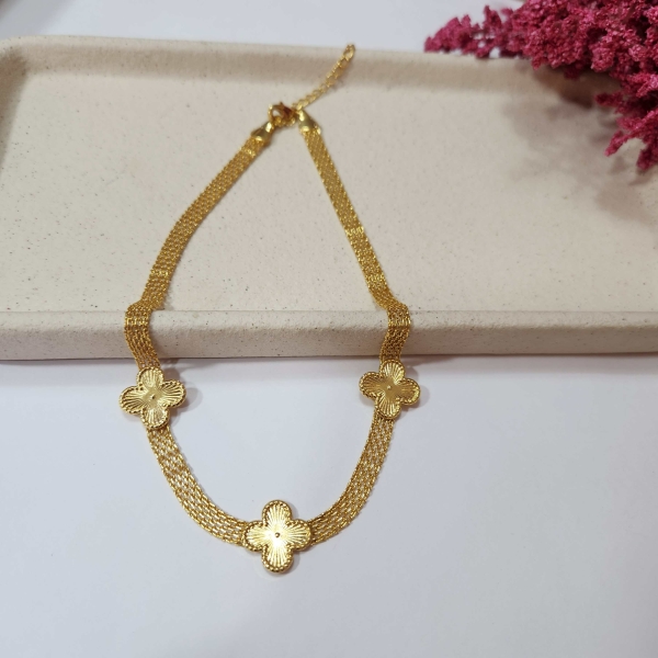 Chocker Trevo