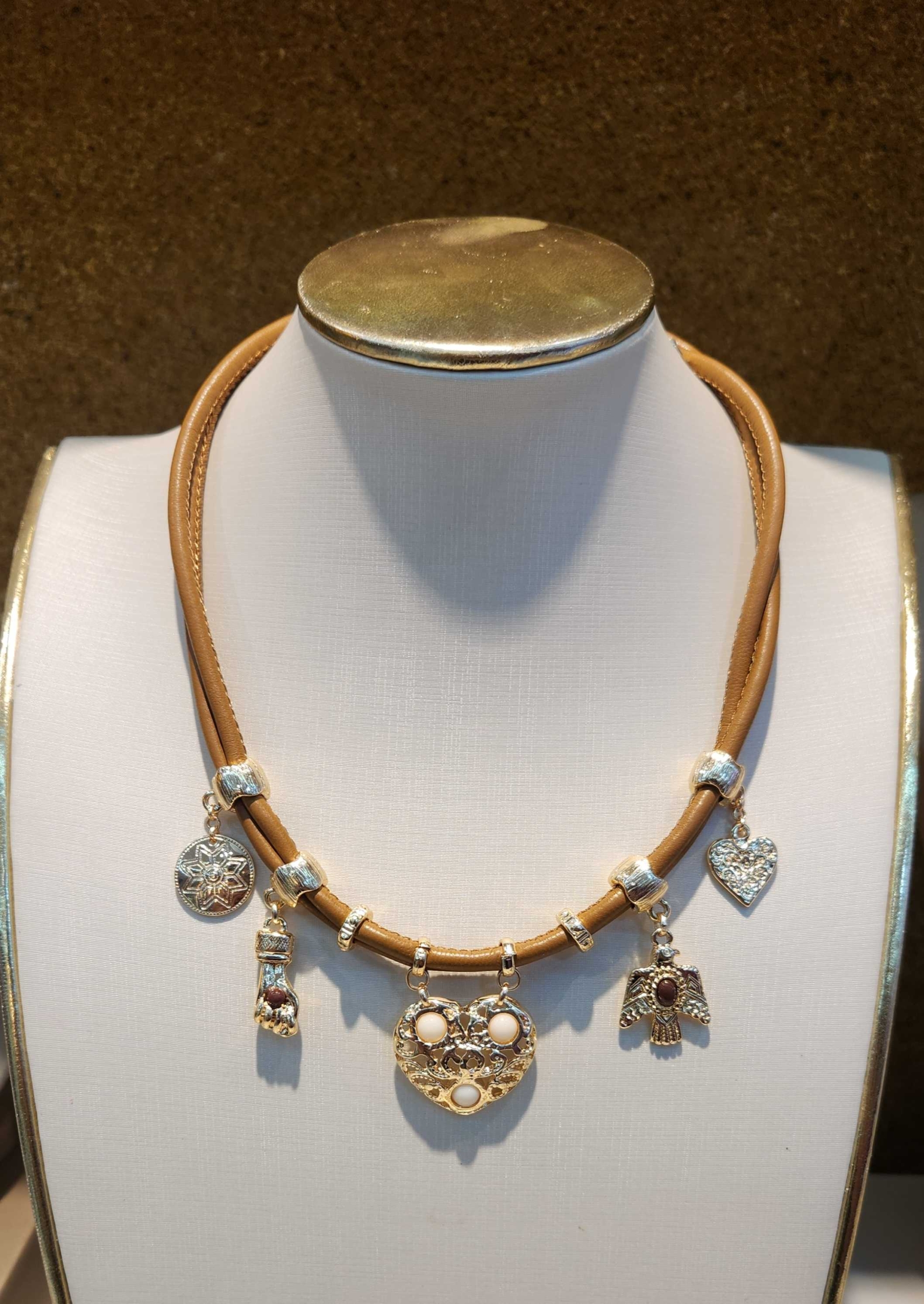 Colar Coração Boho Chic